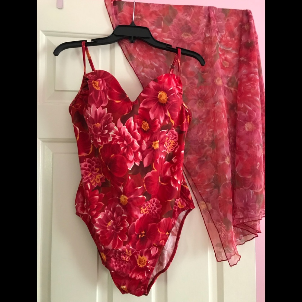 Swim suit and matching wrap